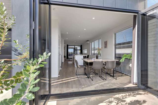 1b Hera Lane Pyes Pa_2