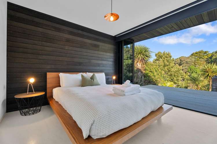 1 Huruhi Road Oneroa_15