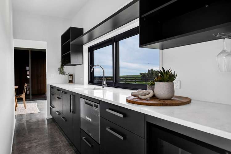 29 Washer Road Omata_7