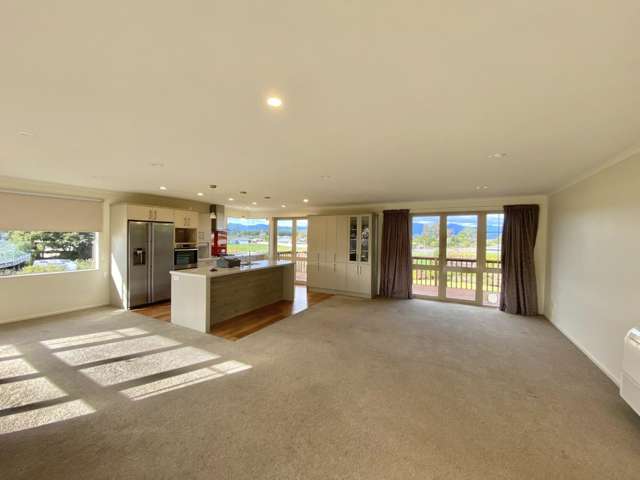 10 Coutts Place 11192_4