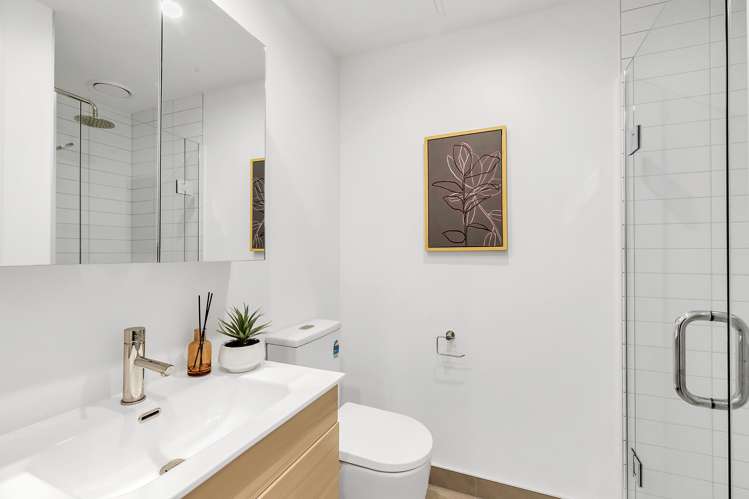 101/1028 Great North Road Point Chevalier_8