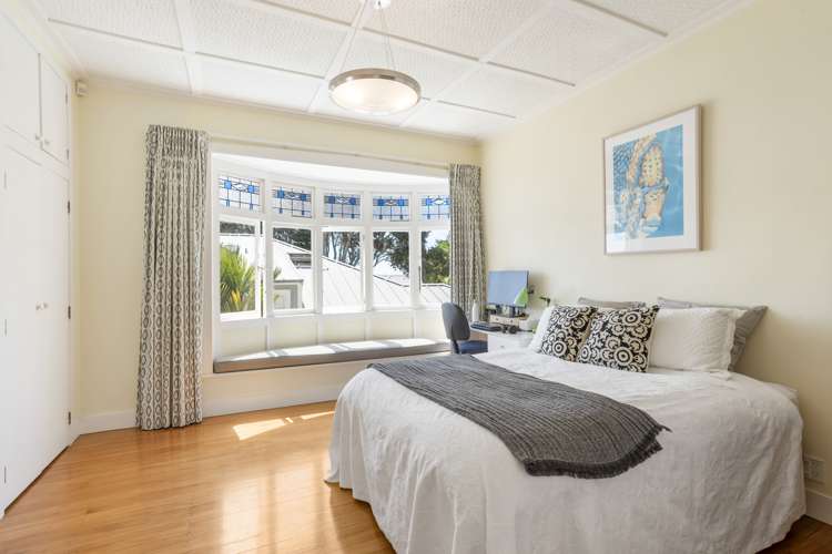 13b Summit Drive Mount Albert_11