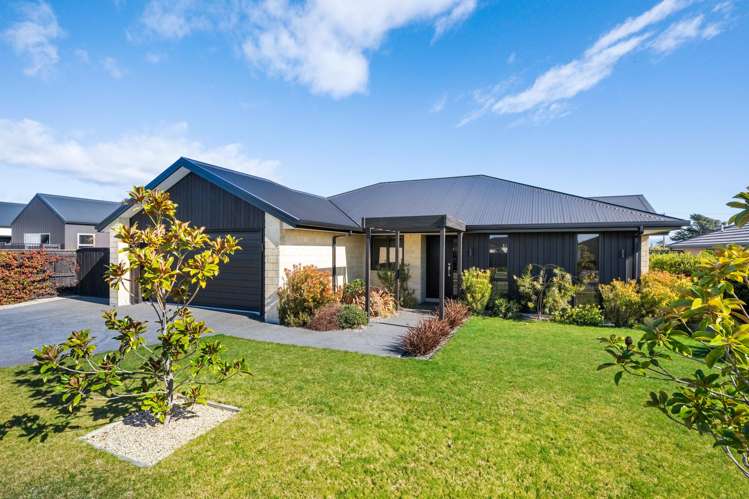 50 Harvard Road Burleigh_1
