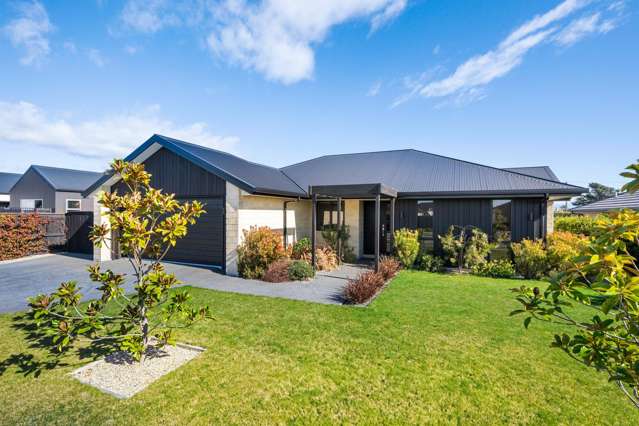 50 Harvard Road Burleigh_1
