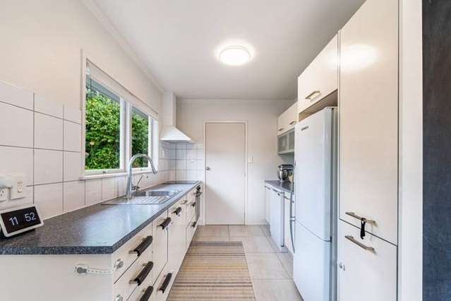 26 Lauderdale Road Birkdale_3