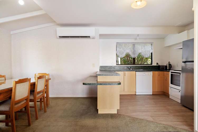 1 Von Place Fernhill/Sunshine Bay_23