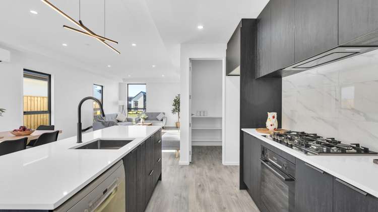 42 River Stone Drive Halswell_3