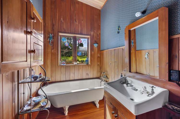 564 Seafield Road Puketapu_14