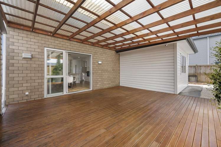 73 Rosewell Crescent Flat Bush_21