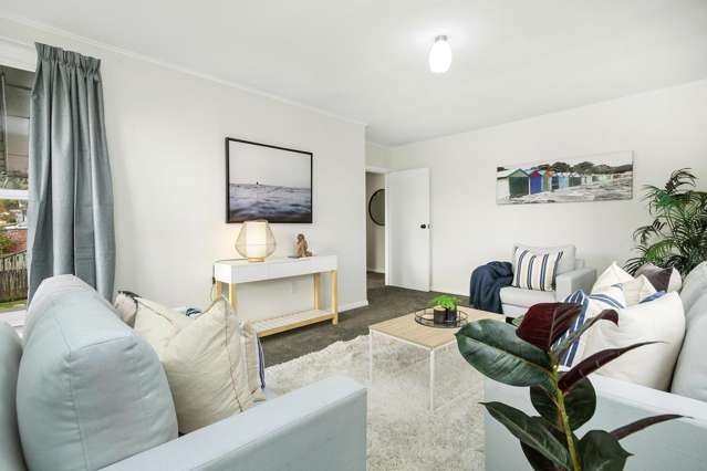 76 Strand Crescent Naenae_4