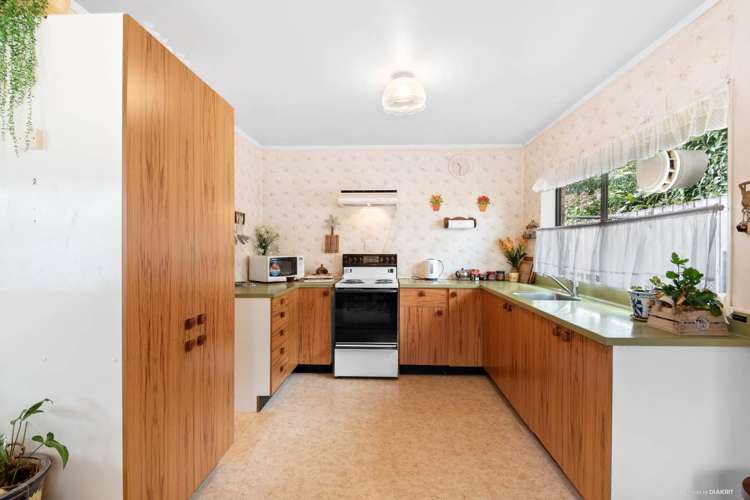 2/17 Queen Mary Avenue New Lynn_6