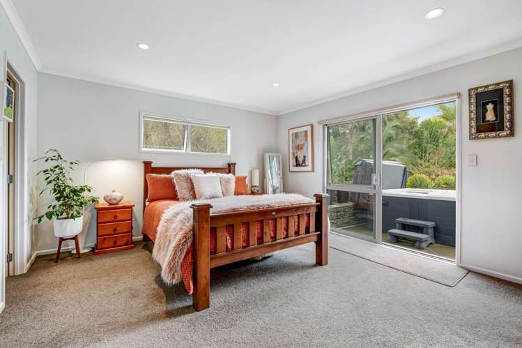 7C Hobbs Road Matakatia Bay_16