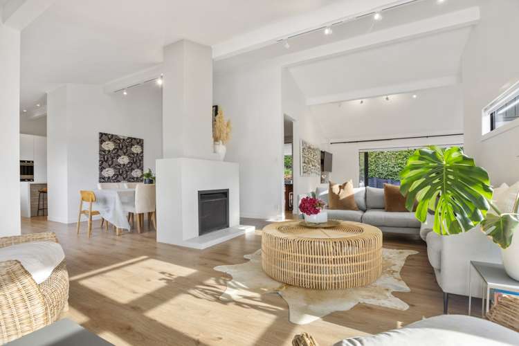 52 Ripon Crescent Meadowbank_5