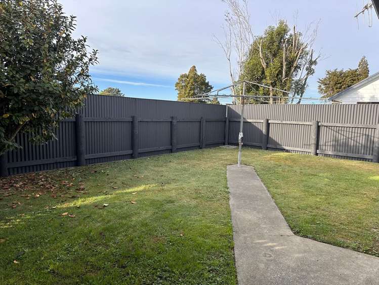 1 Perry Crescent Greenmeadows_11