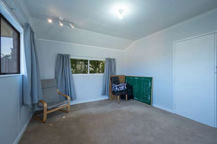 3 Galway Street Stoke_17