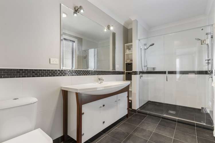 17 Willowbank Close East Tamaki Heights_18