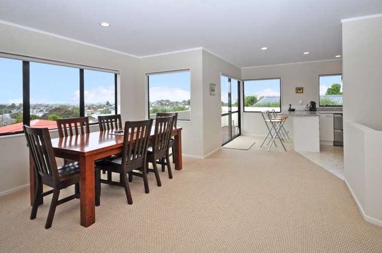 2/56 Potter Avenue Northcote_1