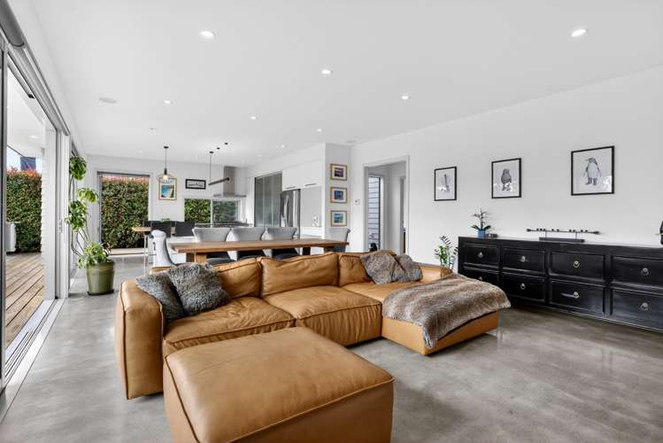 6 Giarni Place Karaka_14
