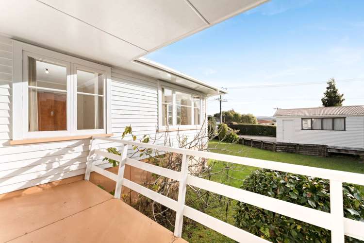 109 Te Atatu Road Te Atatu South_6