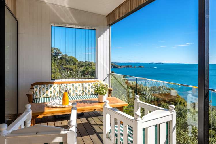 67 Queens Drive Oneroa_5