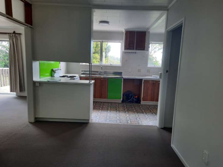 69 Captain Scott Road Glen Eden_6