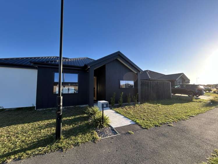 88 Avanda Avenue_0