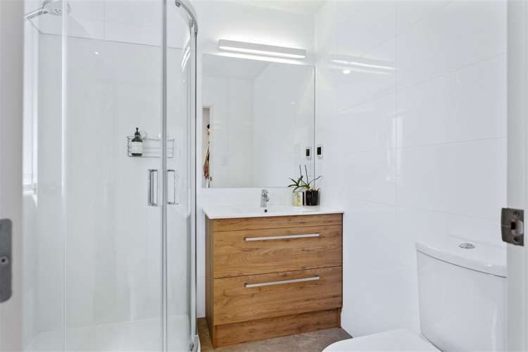 18 Ahutoetoe Road Wainui_20