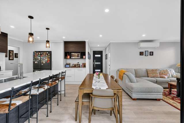 20 Maanihi Drive Rototuna North_1