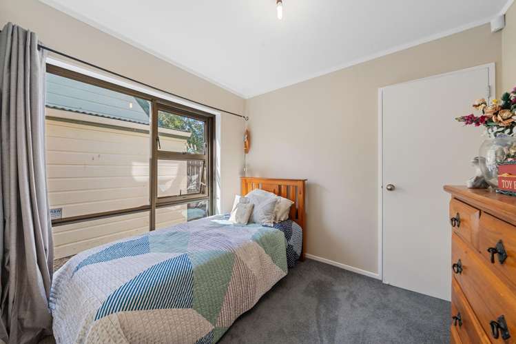 75 Carnoustie Drive Wattle Downs_8