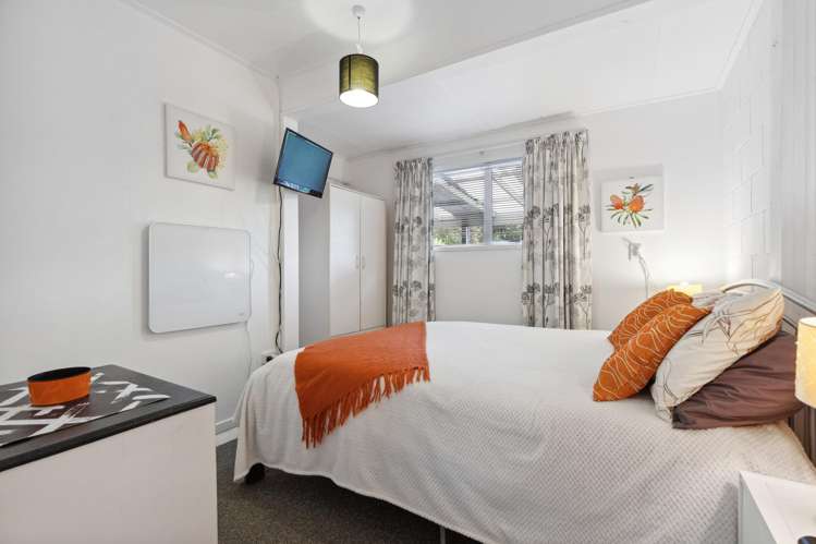 45 Tomin Road Glenview_10