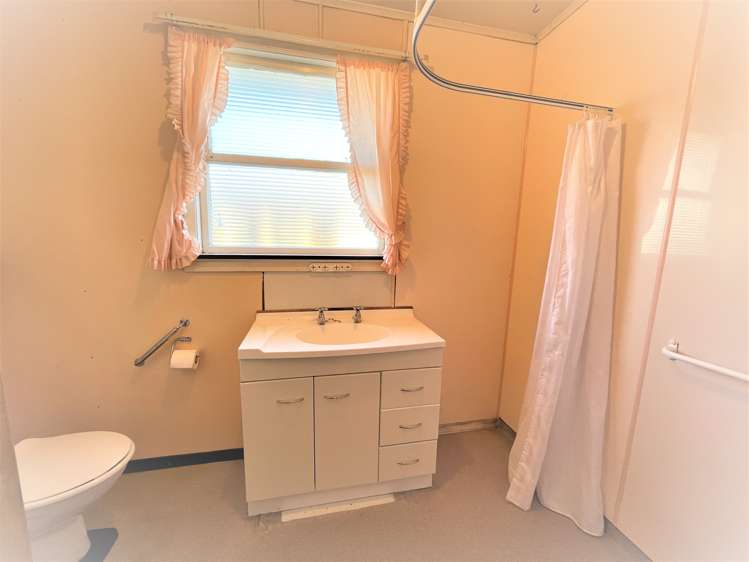 9 George Street Balclutha_15