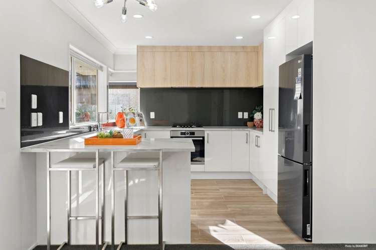 3 Stewart Gibson Place Manurewa_15