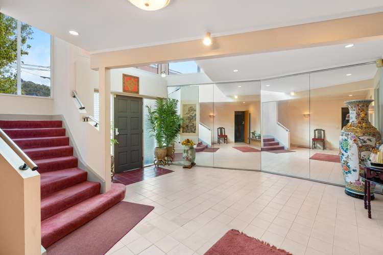 97 Easther Crescent Kew_9