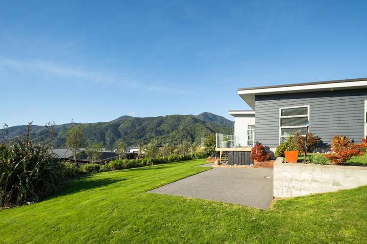 33 Harbour View Heights Picton_29