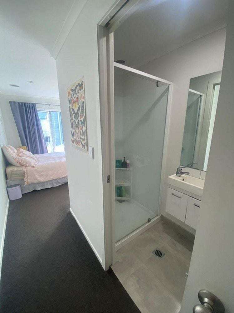 9/113 Knighton Road Hillcrest_10