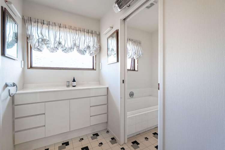 24 Saltburn Road Milford_15