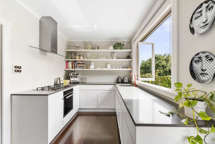 8 Pasadena Avenue Point Chevalier_8