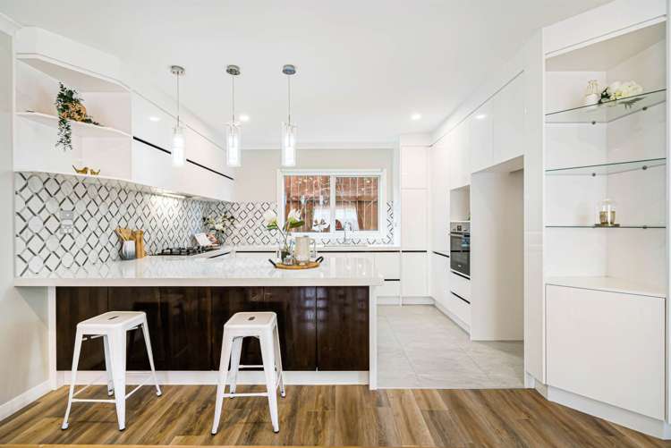 4 Carrygawley Road Flat Bush_3