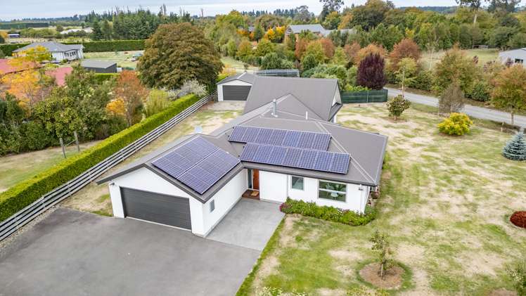 43 Stott Drive Darfield_23