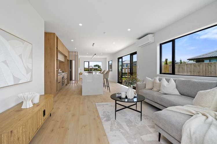 12 Mary Ann Drive Cambridge_3