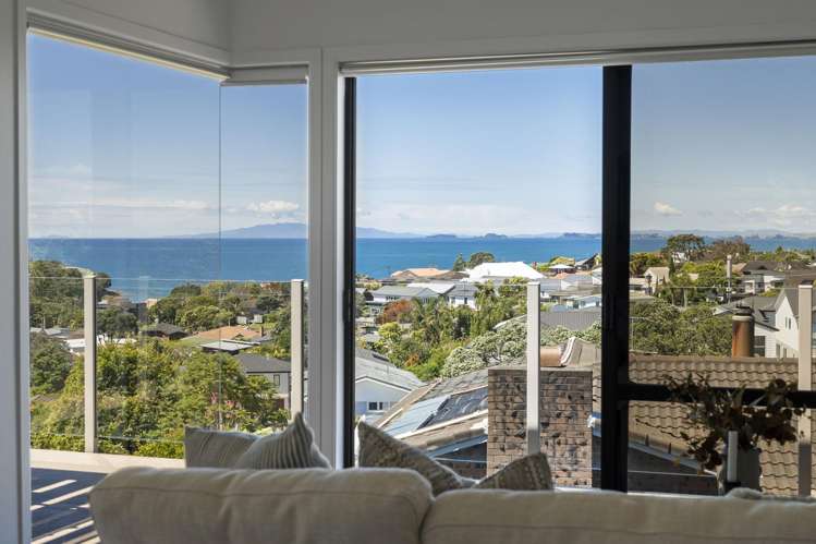 19 Sunrise Avenue Murrays Bay_8