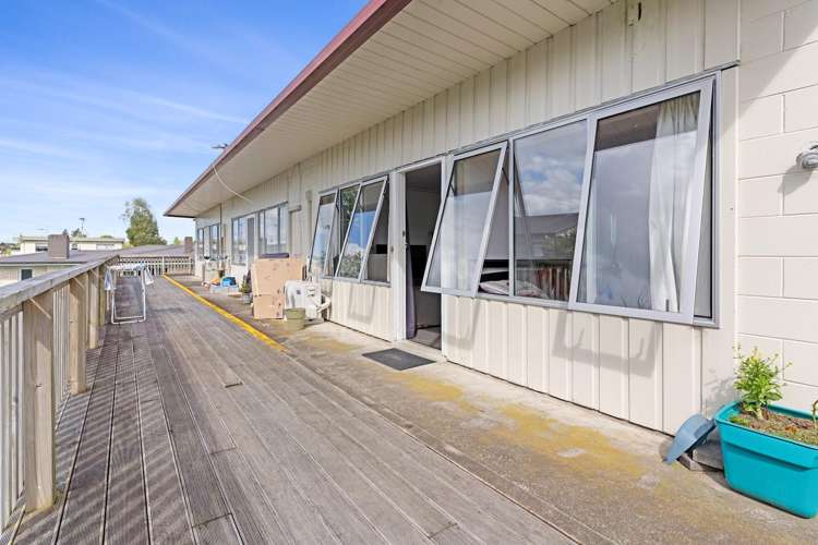 Flat 6/53 Albert Street Hamilton East_13