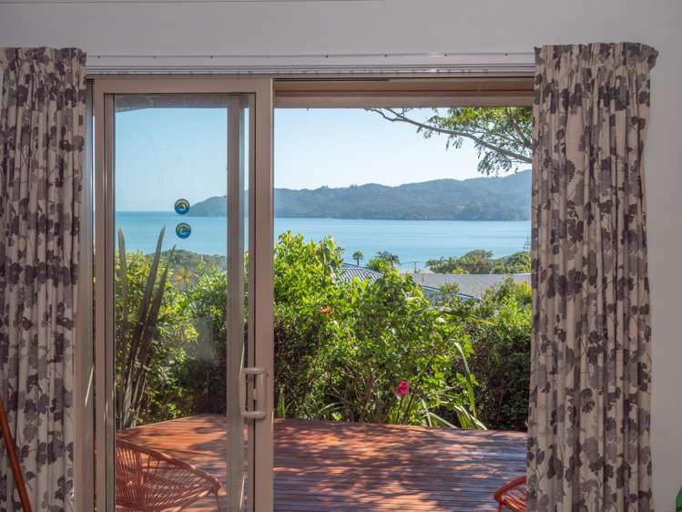 8 Torsby Road Coopers Beach_1