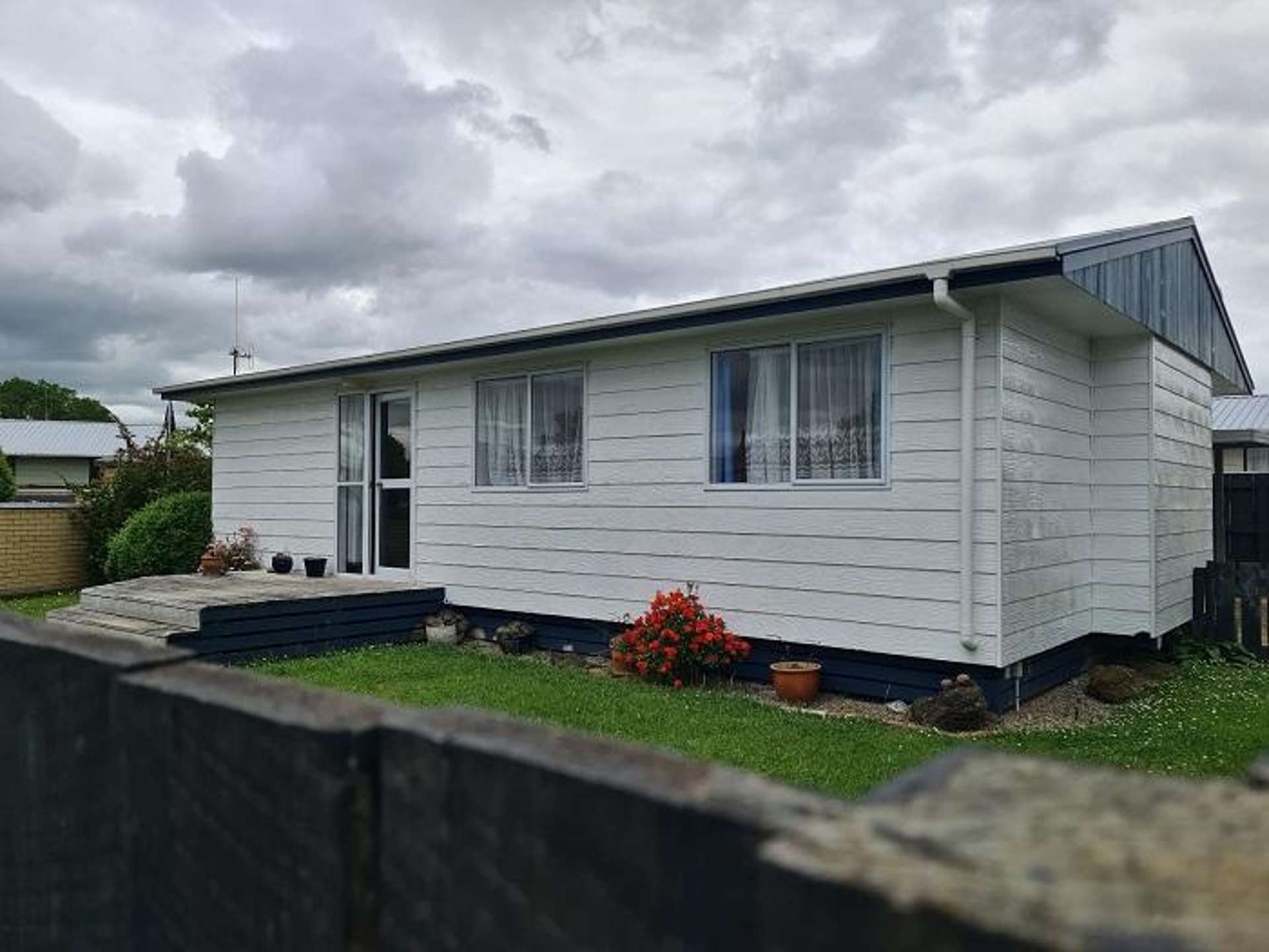 15 Dalwood Grove Highbury_0