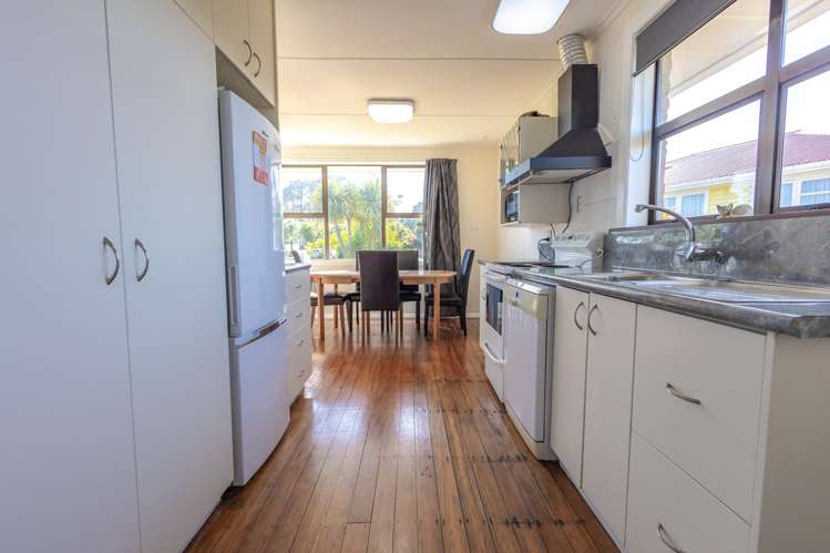 5 West Drive Hokitika_7