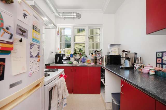 1-4/121 Hill Street Thorndon_4