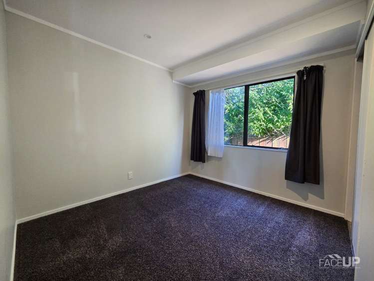 1 Fernhaven Place Massey_13