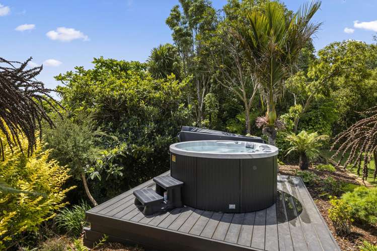 199 Te Hutewai Road Raglan_24