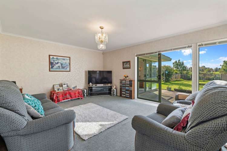 41 Lothian Brae Wattle Downs_5