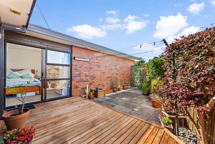 1/11 Bernleigh Terrace West Harbour_17